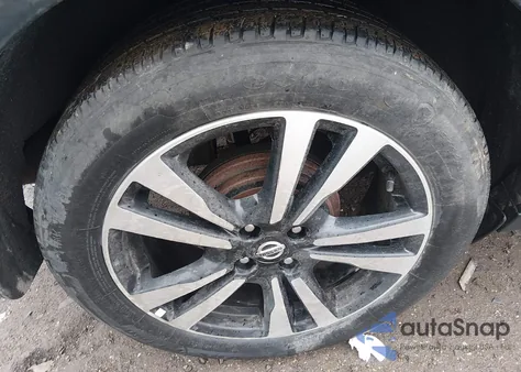 2020 Nissan Kicks Sv Xtronic Cvt из США, поврежденный, VIN 3N1CP5CV0LL527575